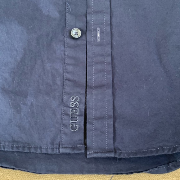 Guess - Picture 6 of 10